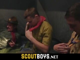 Napakaliit bakla chap scouts woken pataas sa pamamagitan ng leader upang fuck-scoutboys&period;net